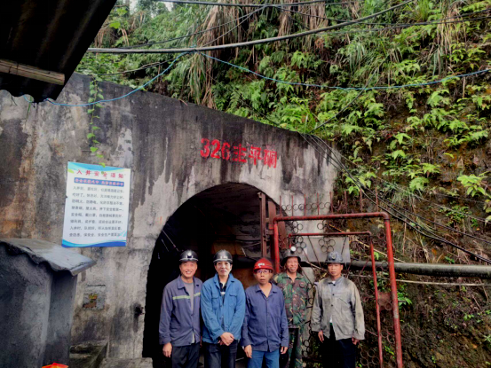 1698370061133693.jpg 1698370096737.jpg